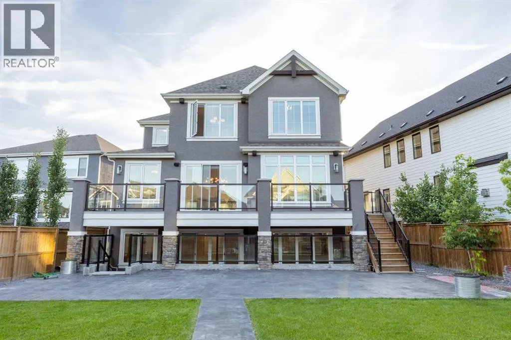 351 Marina Landing SE