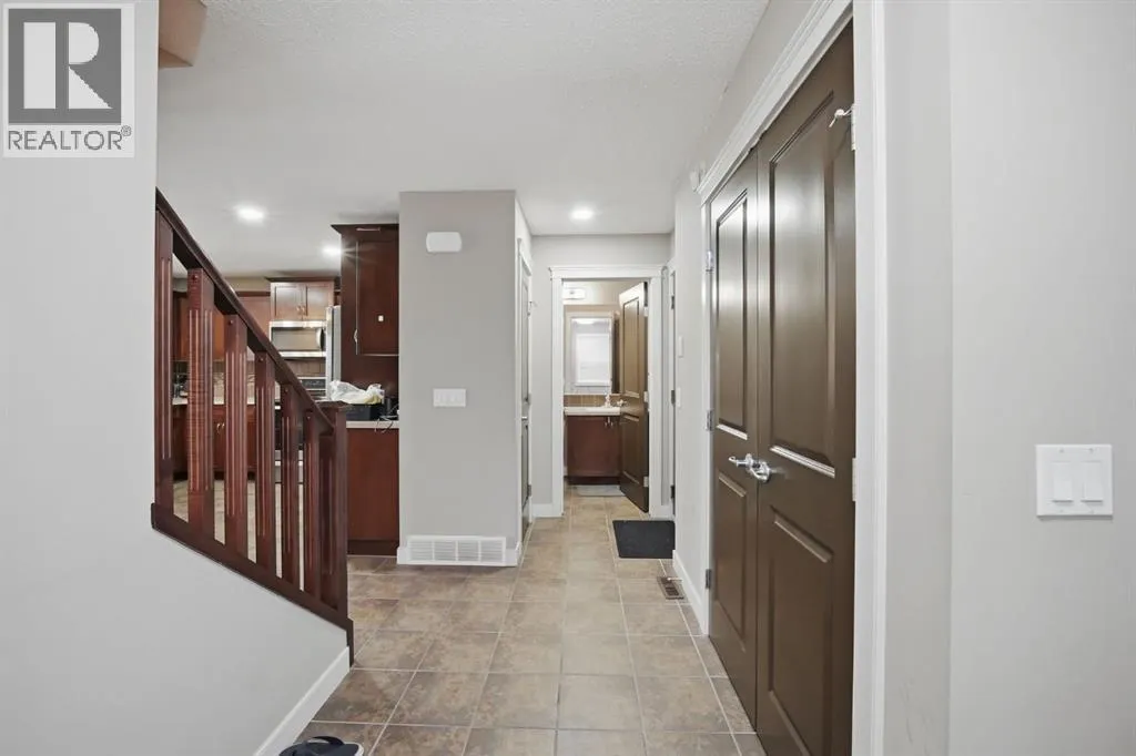 358 Skyview Ranch Way NE