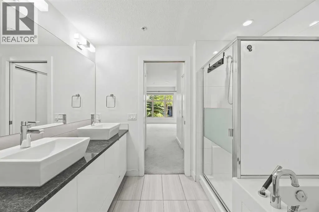 103, 25 Aspenmont Heights SW