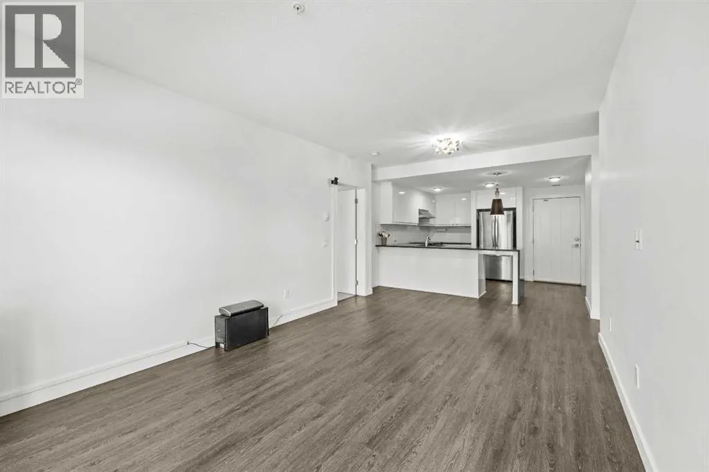 103, 25 Aspenmont Heights SW