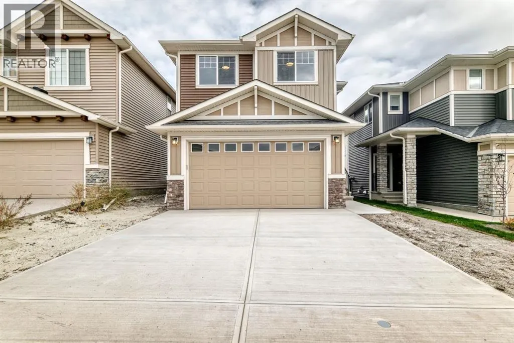 1359 Bayview Crescent SW