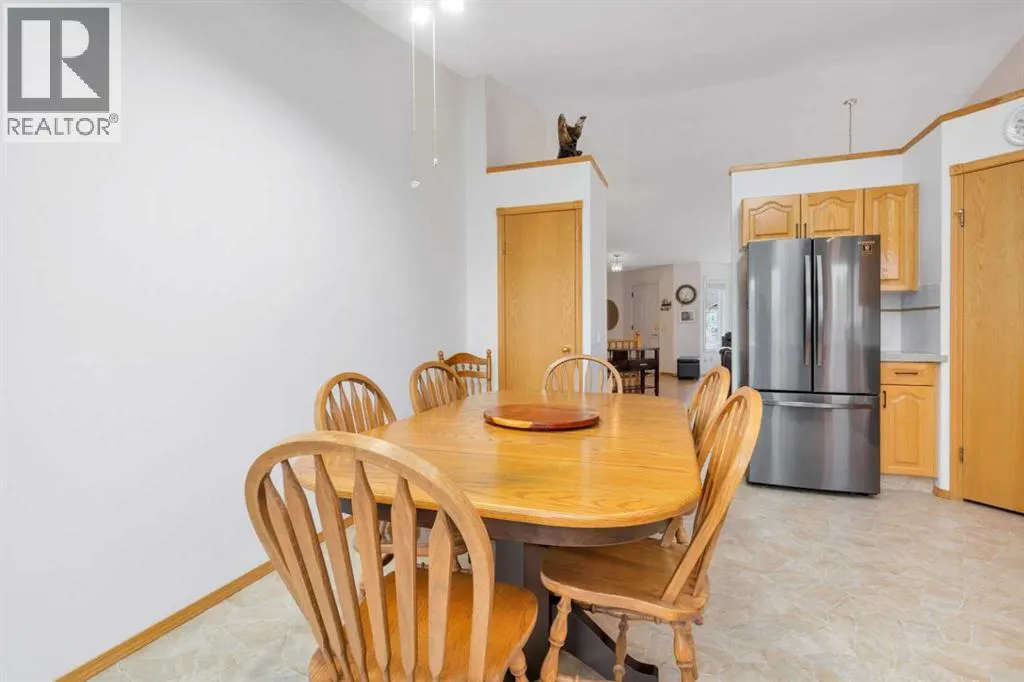 123 Riverview Circle