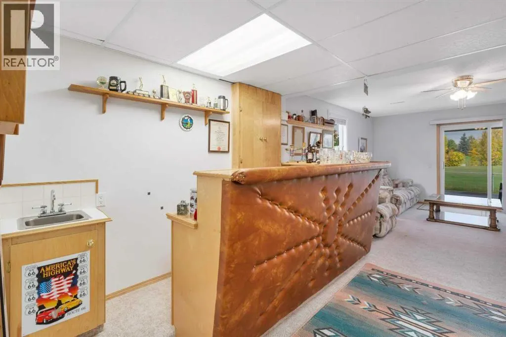 123 Riverview Circle