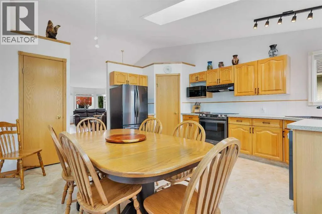 123 Riverview Circle