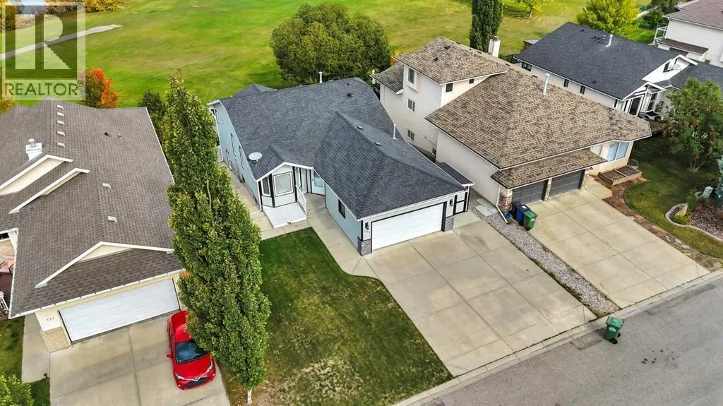 123 Riverview Circle