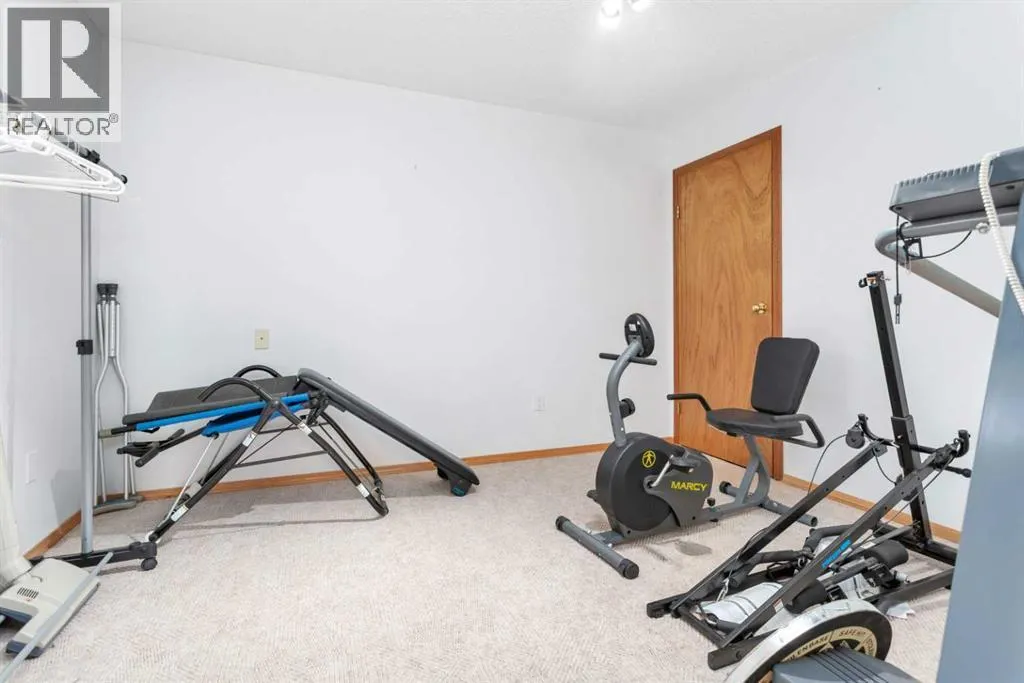 123 Riverview Circle