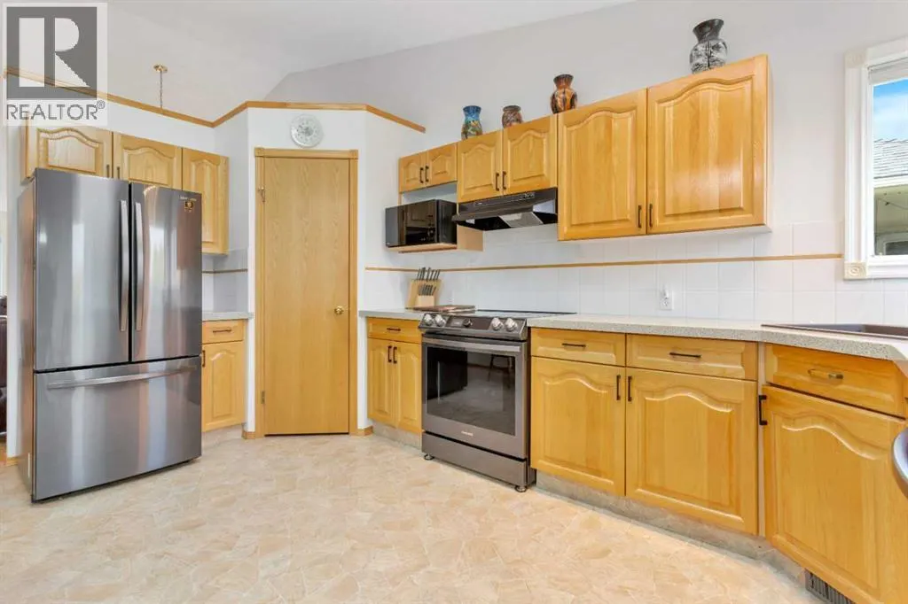 123 Riverview Circle