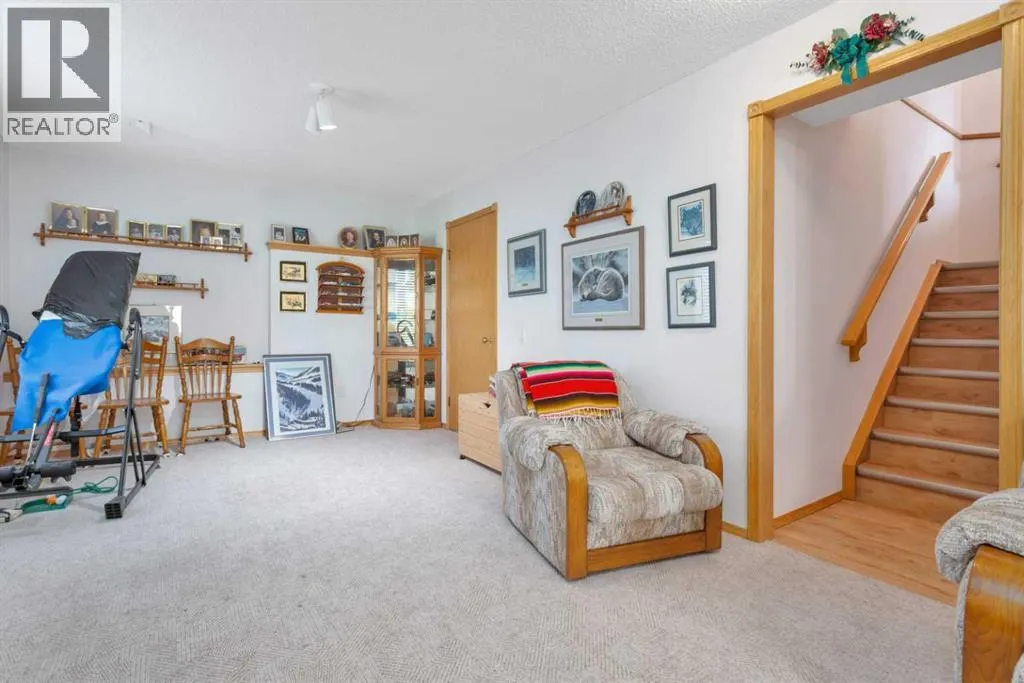 123 Riverview Circle