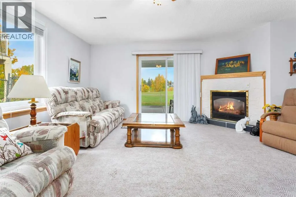 123 Riverview Circle