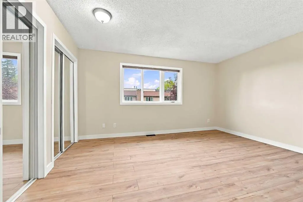 18, 9908 Bonaventure Drive SE