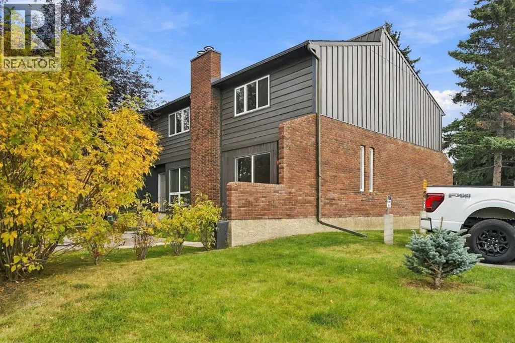 18, 9908 Bonaventure Drive SE