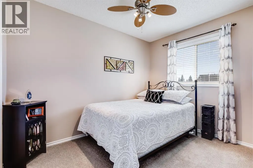 135 Springs Crescent