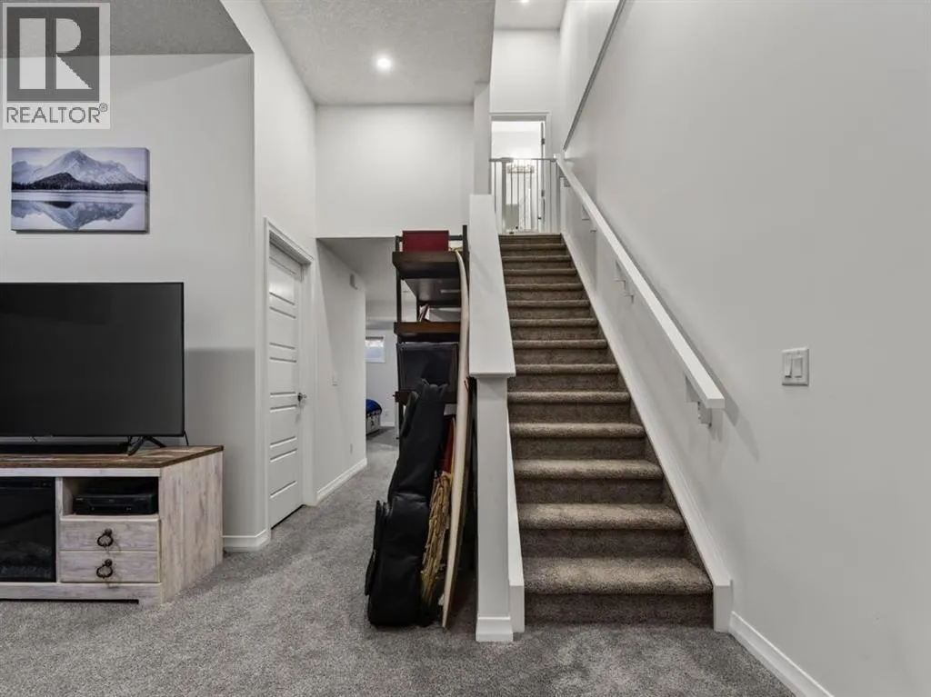 86 Magnolia Square SE