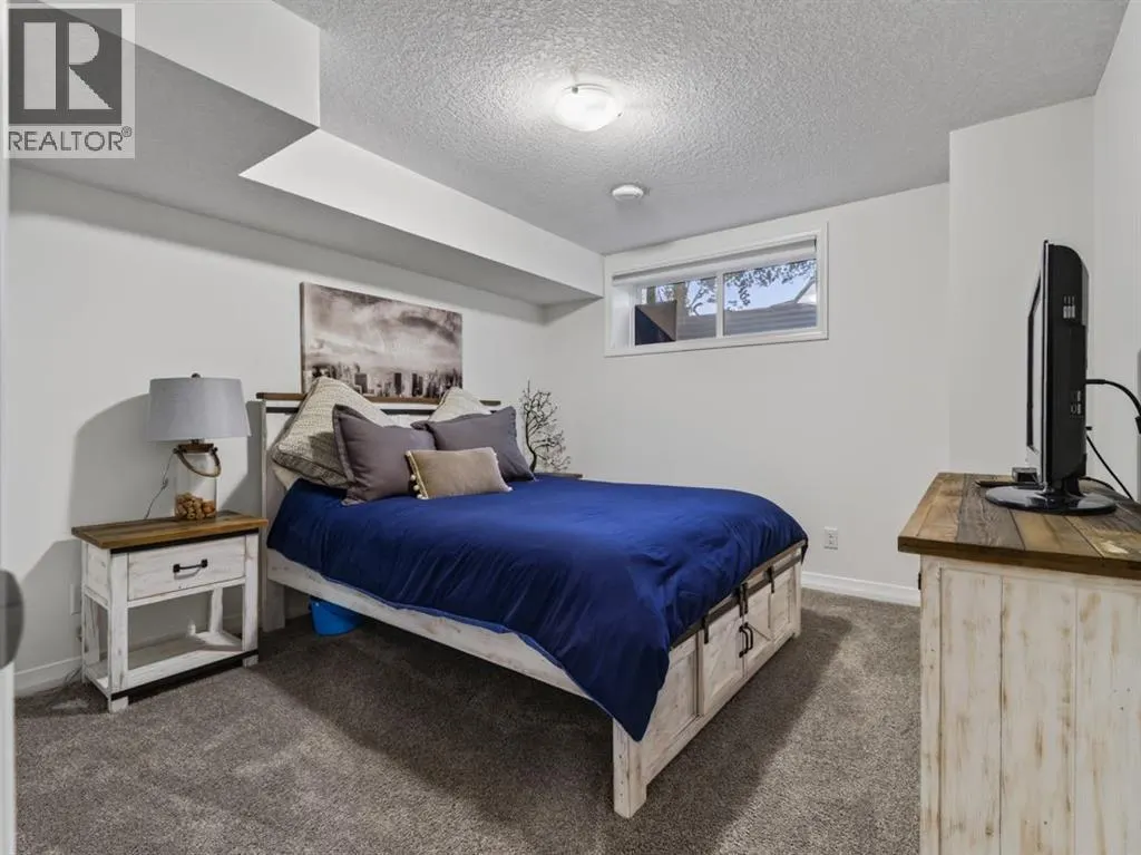 86 Magnolia Square SE