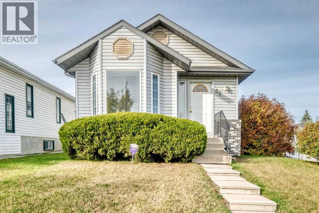 82 Riverglen Drive SE