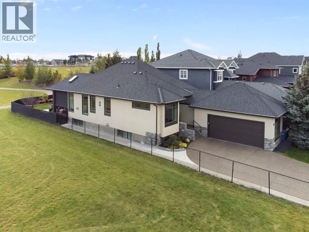 87 Coulee Way SW