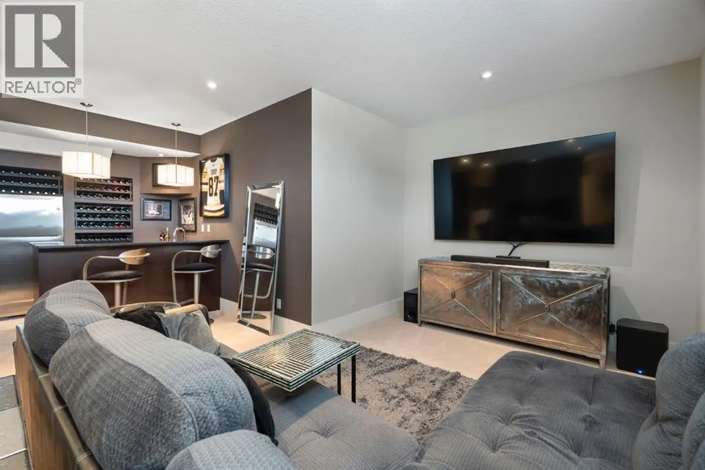 87 Coulee Way SW