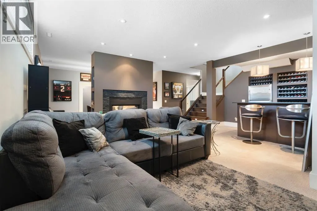 87 Coulee Way SW
