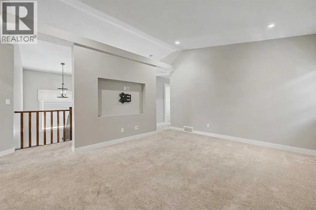 604 Midtown Place SW