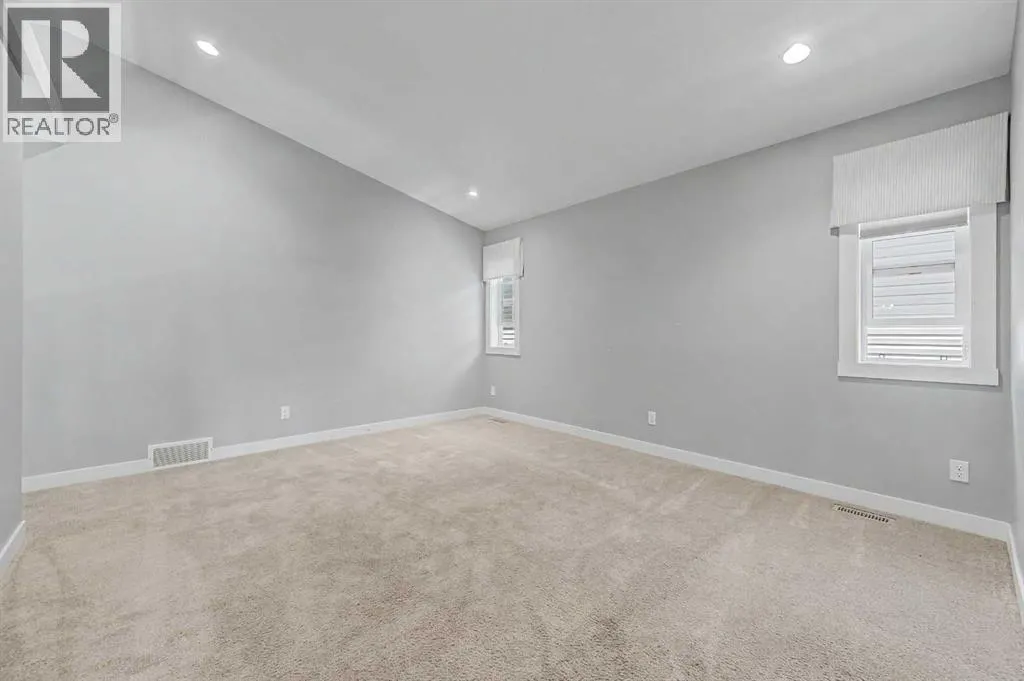 604 Midtown Place SW