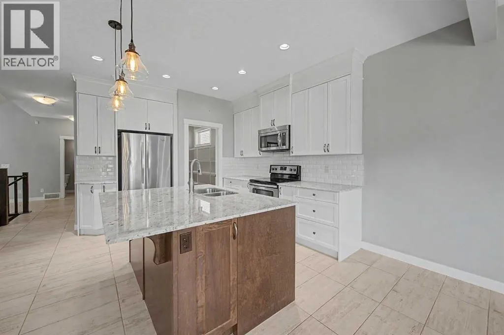 604 Midtown Place SW