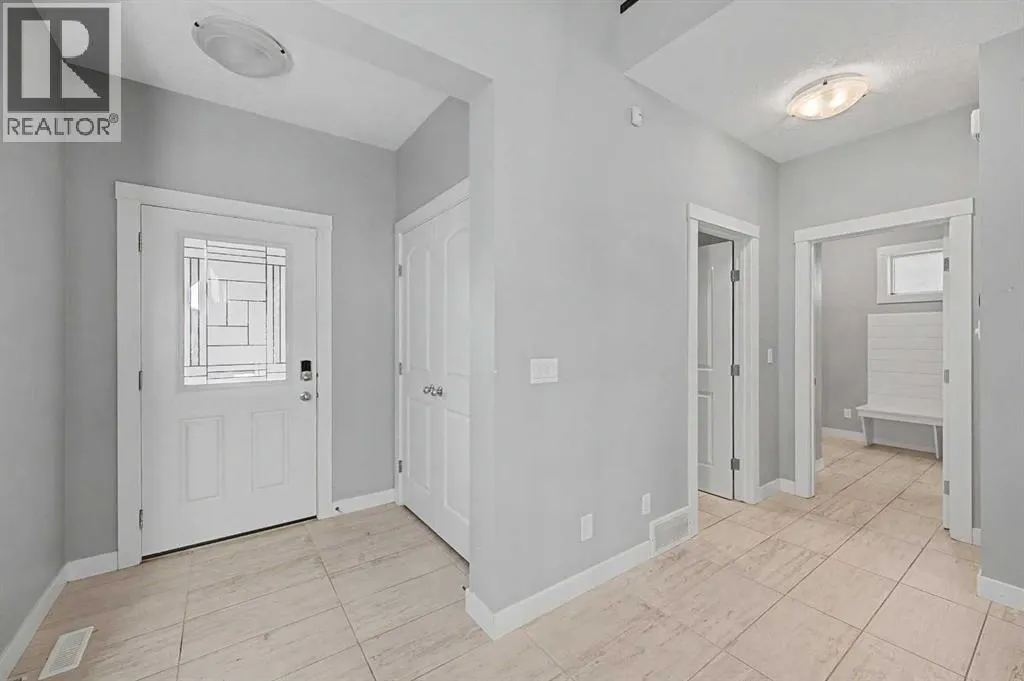 604 Midtown Place SW