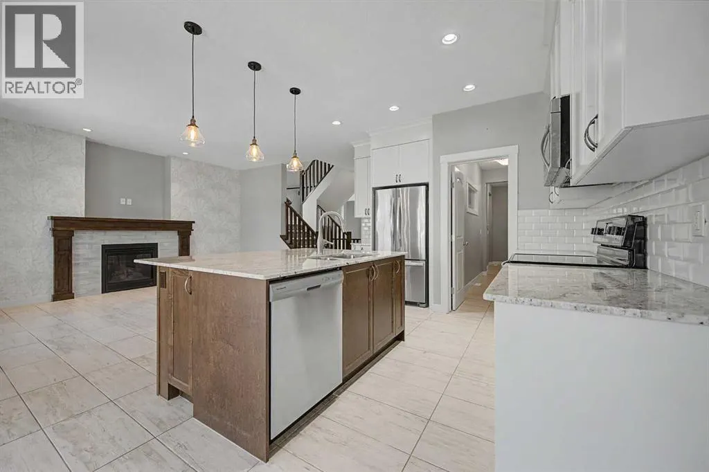 604 Midtown Place SW