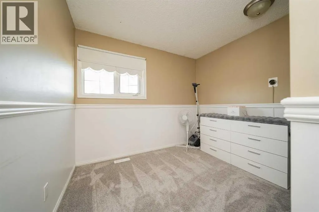 133 Whiteoak Garden