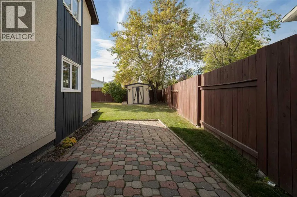 133 Whiteoak Garden