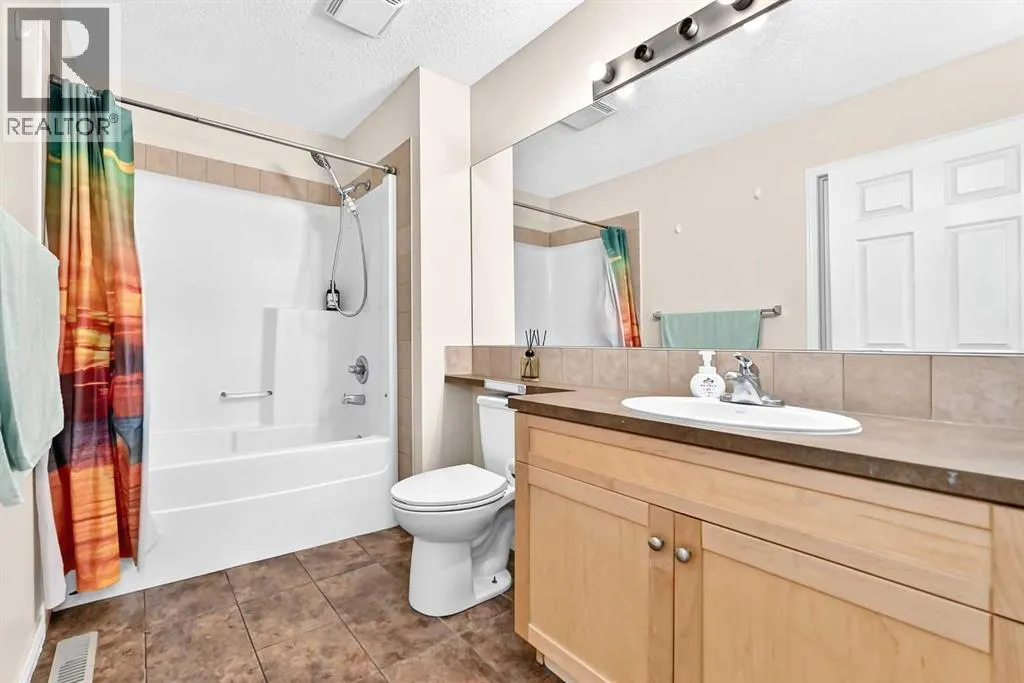 48 Royal Birch Villas NW