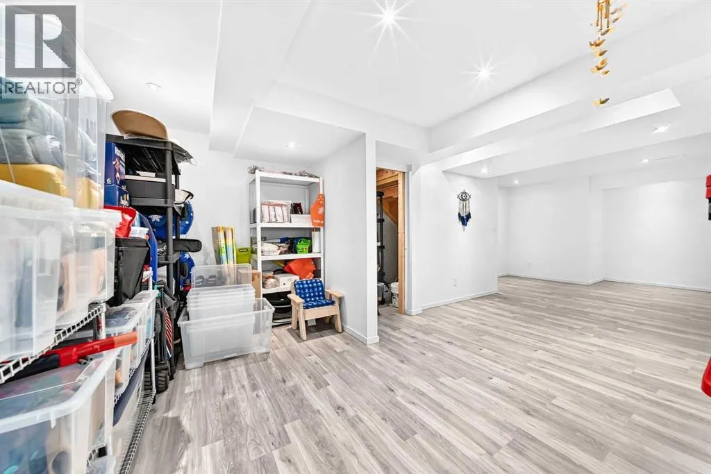 48 Royal Birch Villas NW