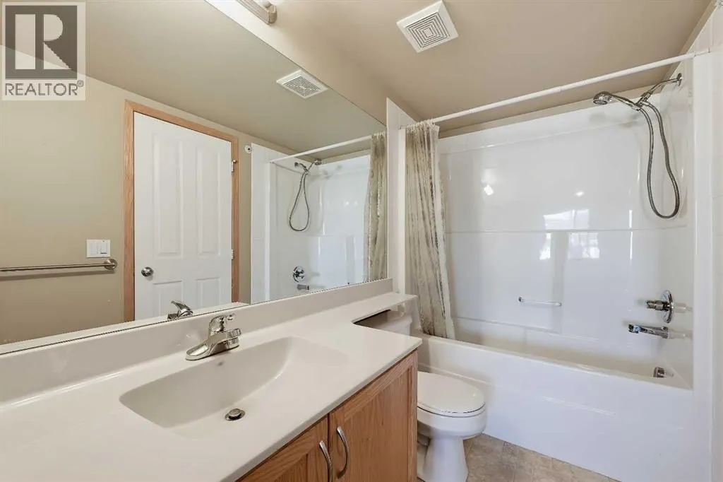 313, 380 Marina Drive