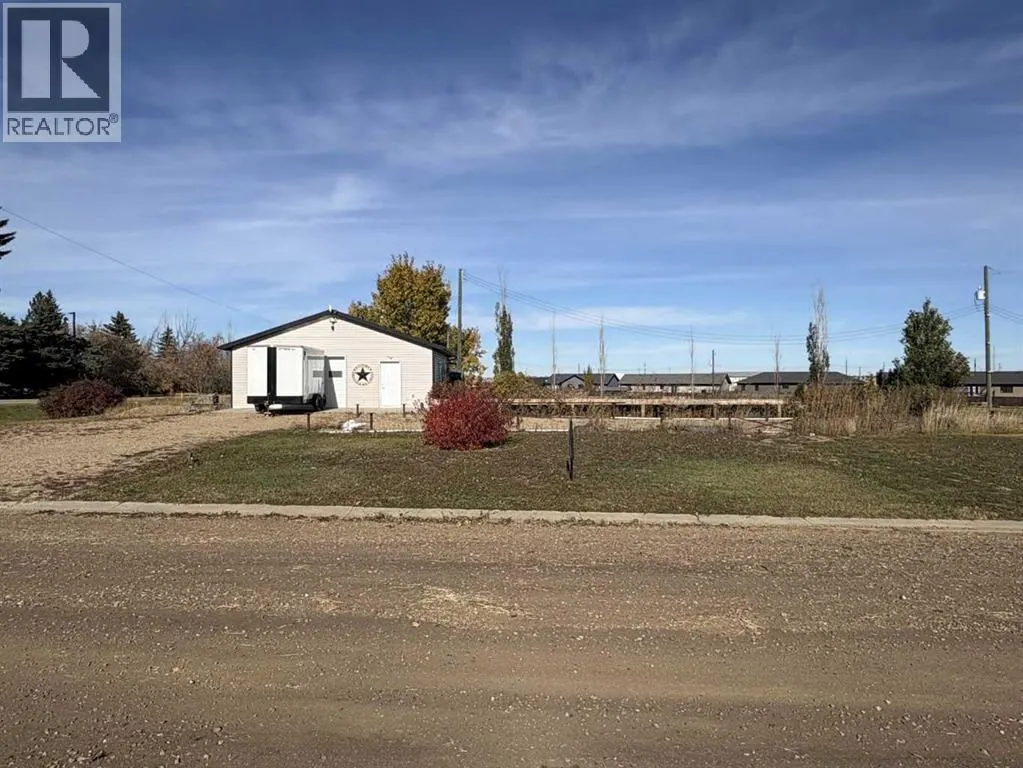 4 SIFTON Crescent