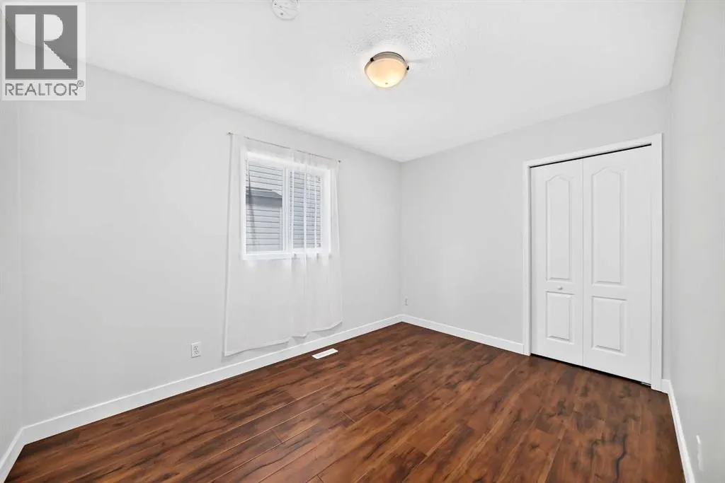 111 Arbour Stone Crescent NW