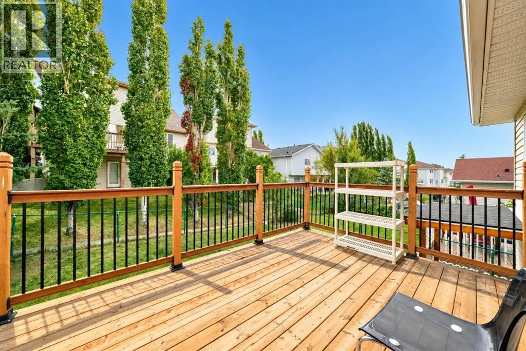 111 Arbour Stone Crescent NW