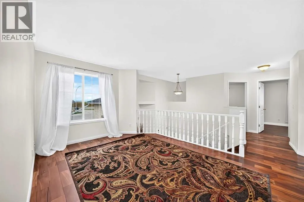 111 Arbour Stone Crescent NW