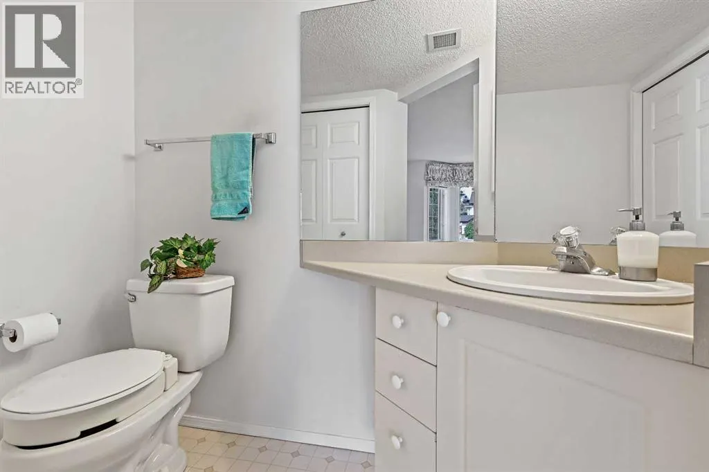 1206 Sienna Park Green SW