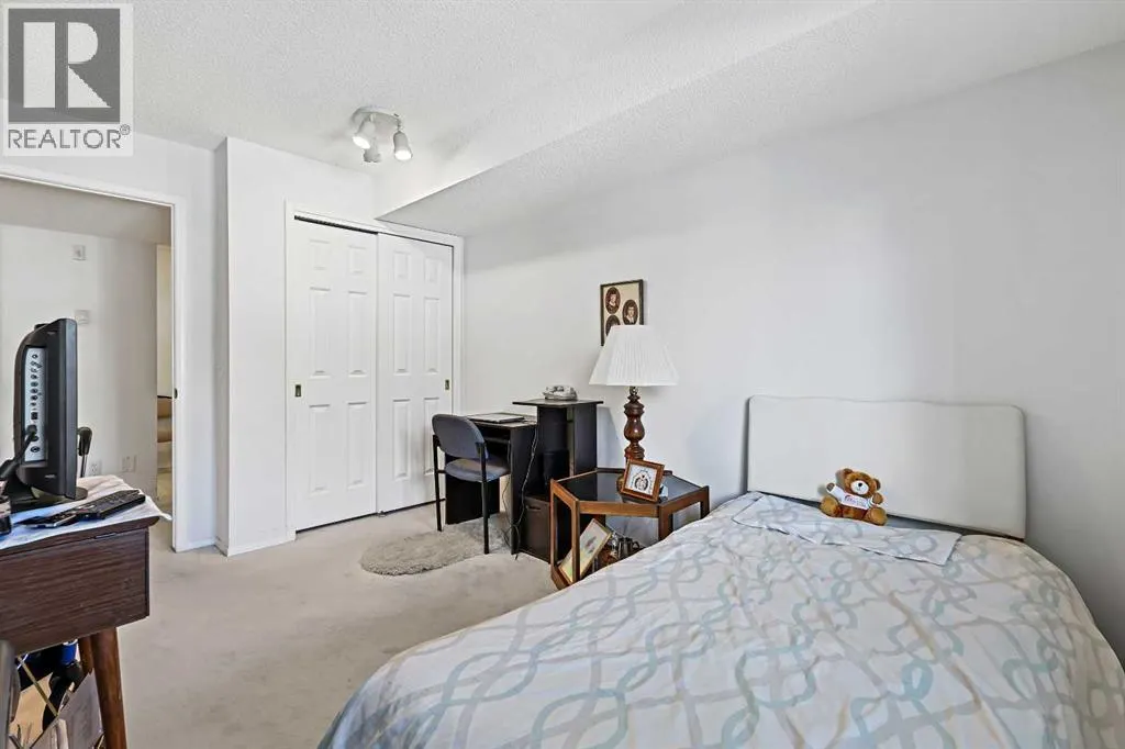1206 Sienna Park Green SW
