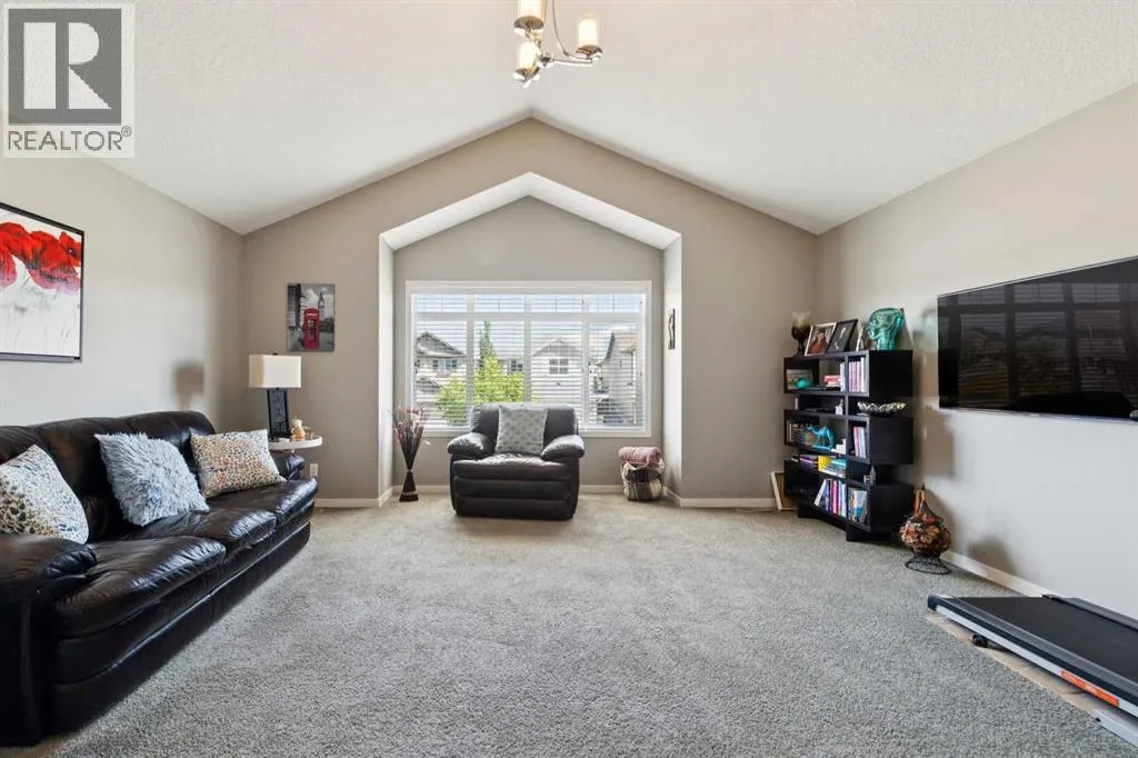 768 New Brighton Drive SE