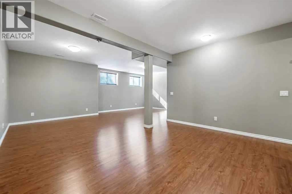 29 Mahogany View SE