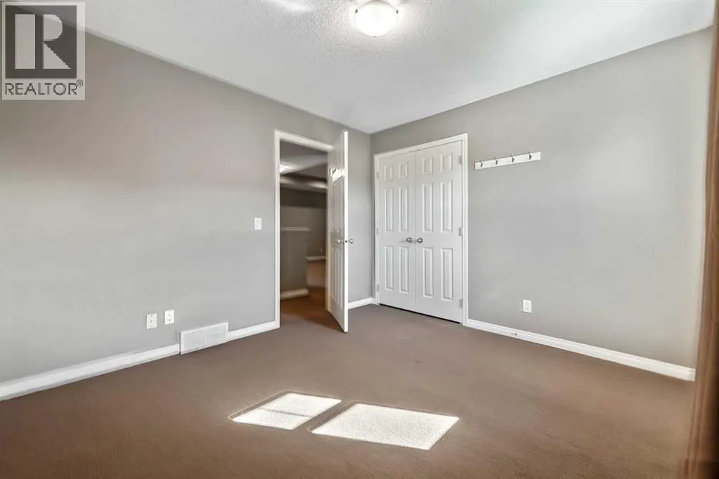 29 Mahogany View SE