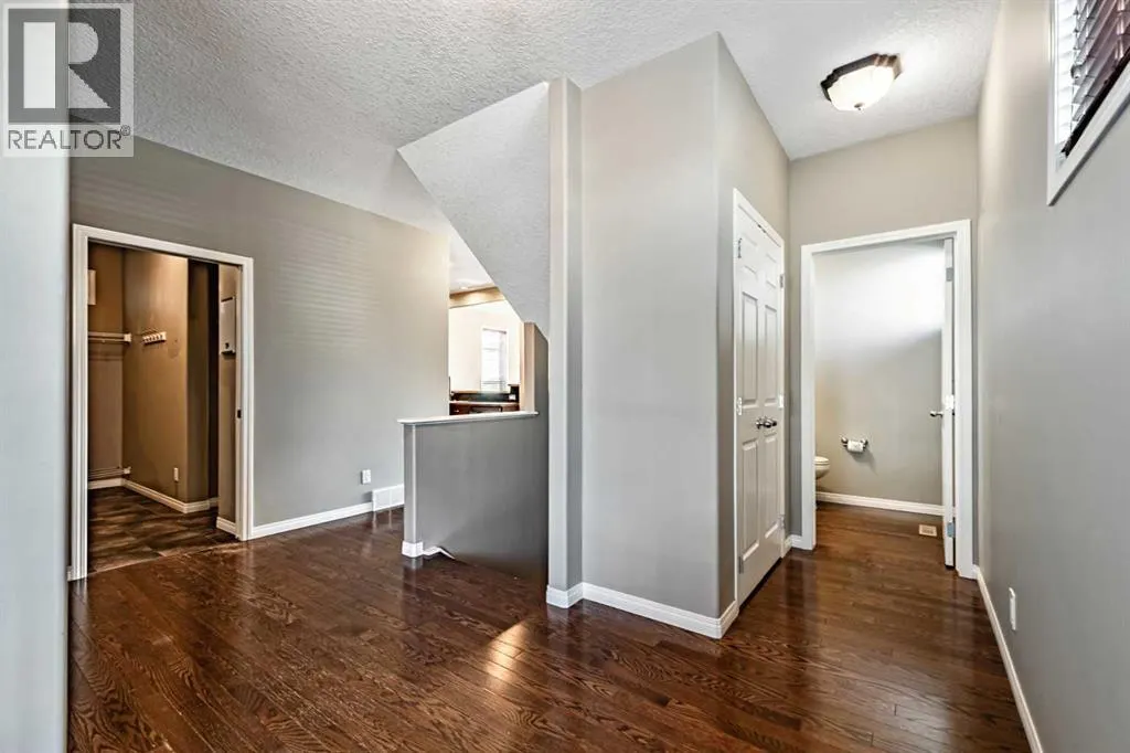 29 Mahogany View SE