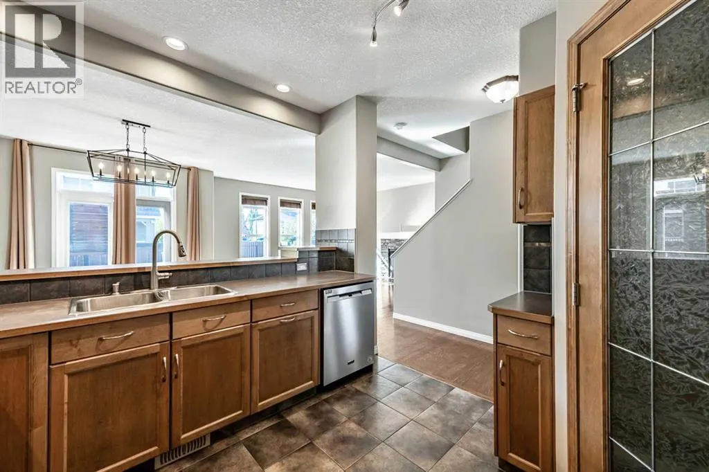 29 Mahogany View SE