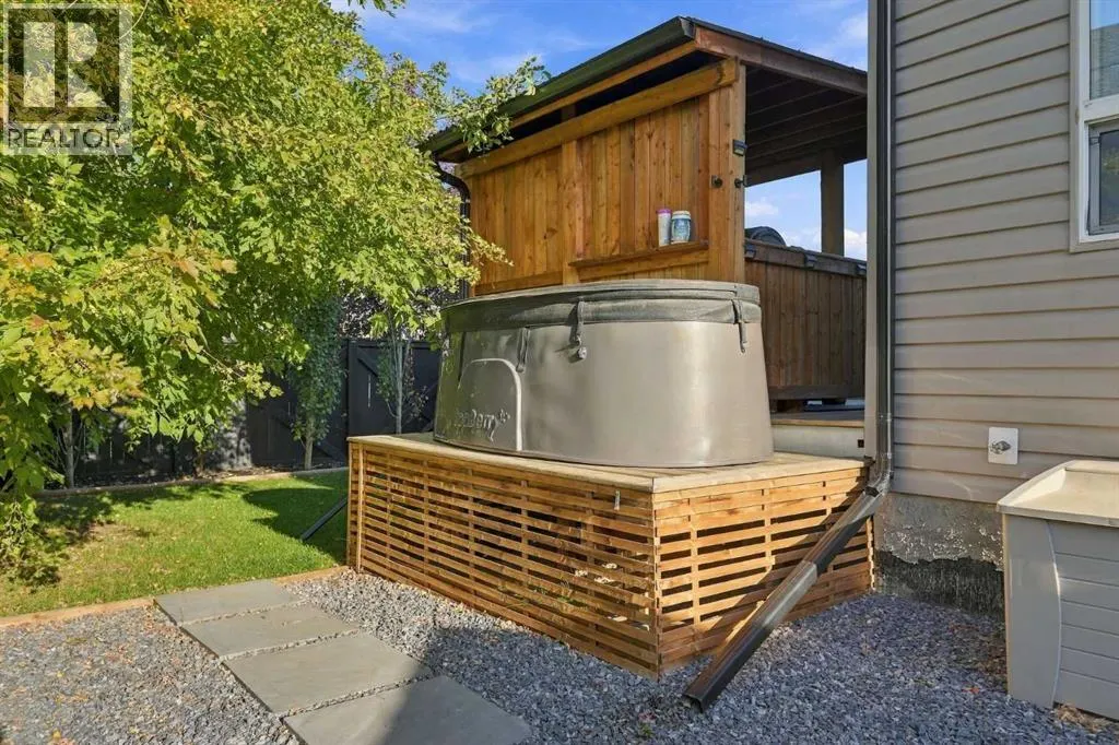 128 Seagreen Way