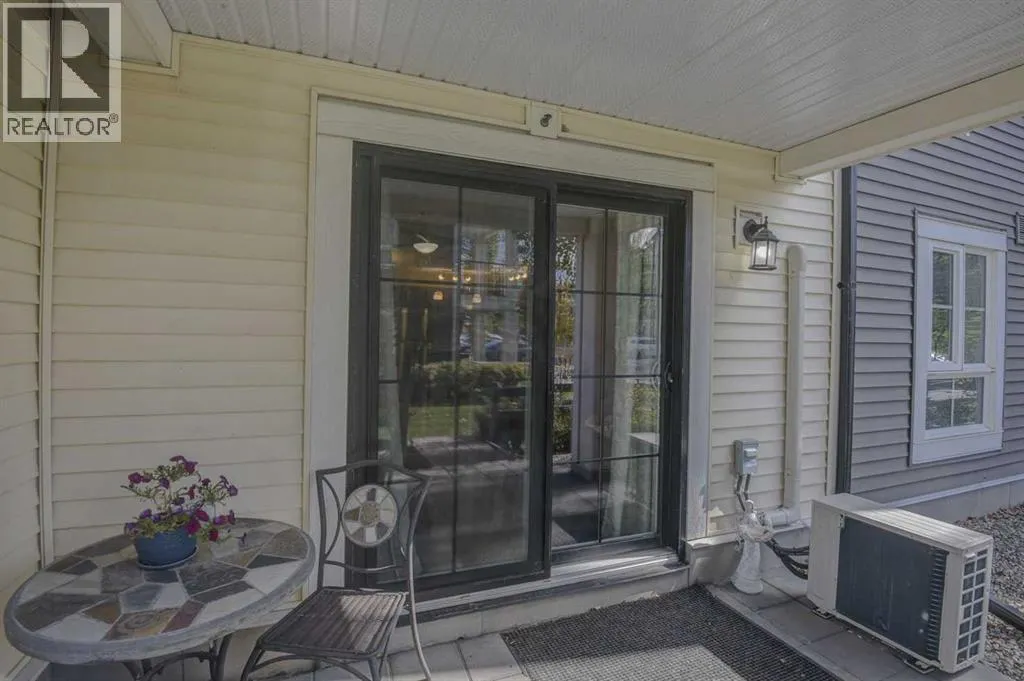 2108, 279 Copperpond Common SE
