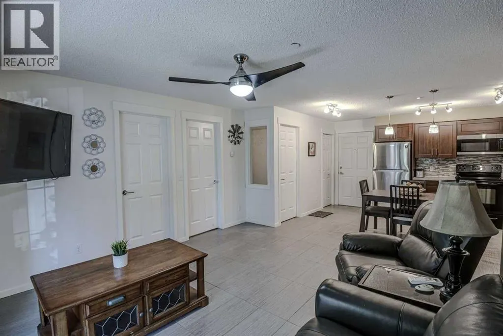 2108, 279 Copperpond Common SE