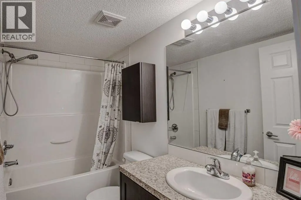 2108, 279 Copperpond Common SE