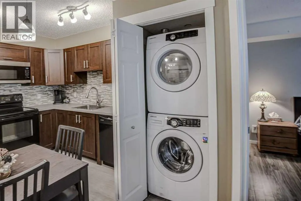 2108, 279 Copperpond Common SE