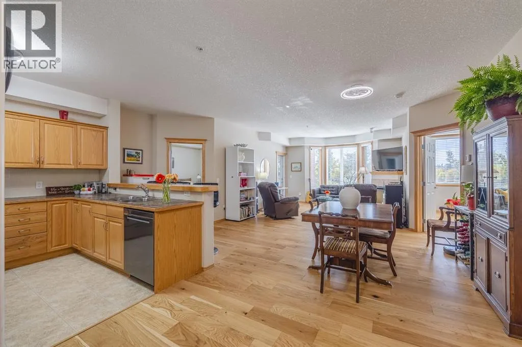237, 15 Everstone Drive SW