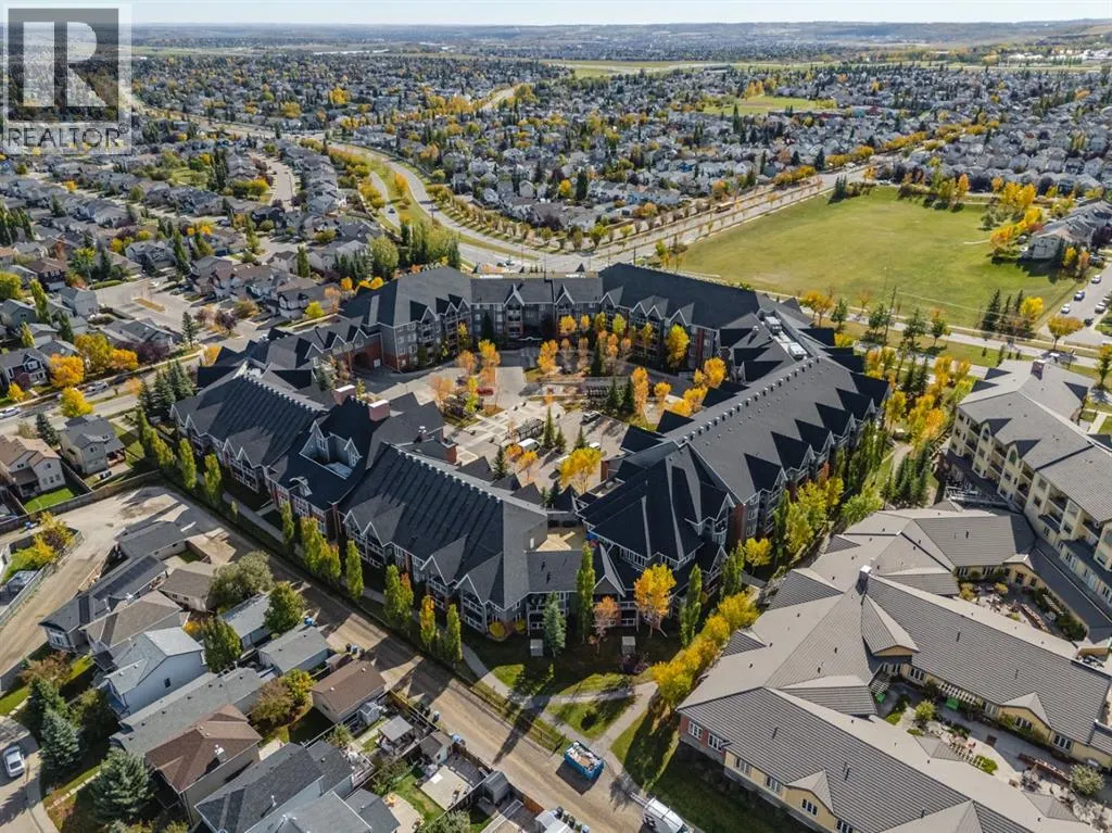 237, 15 Everstone Drive SW